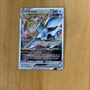 Arceus VSTAR Pokémon Card